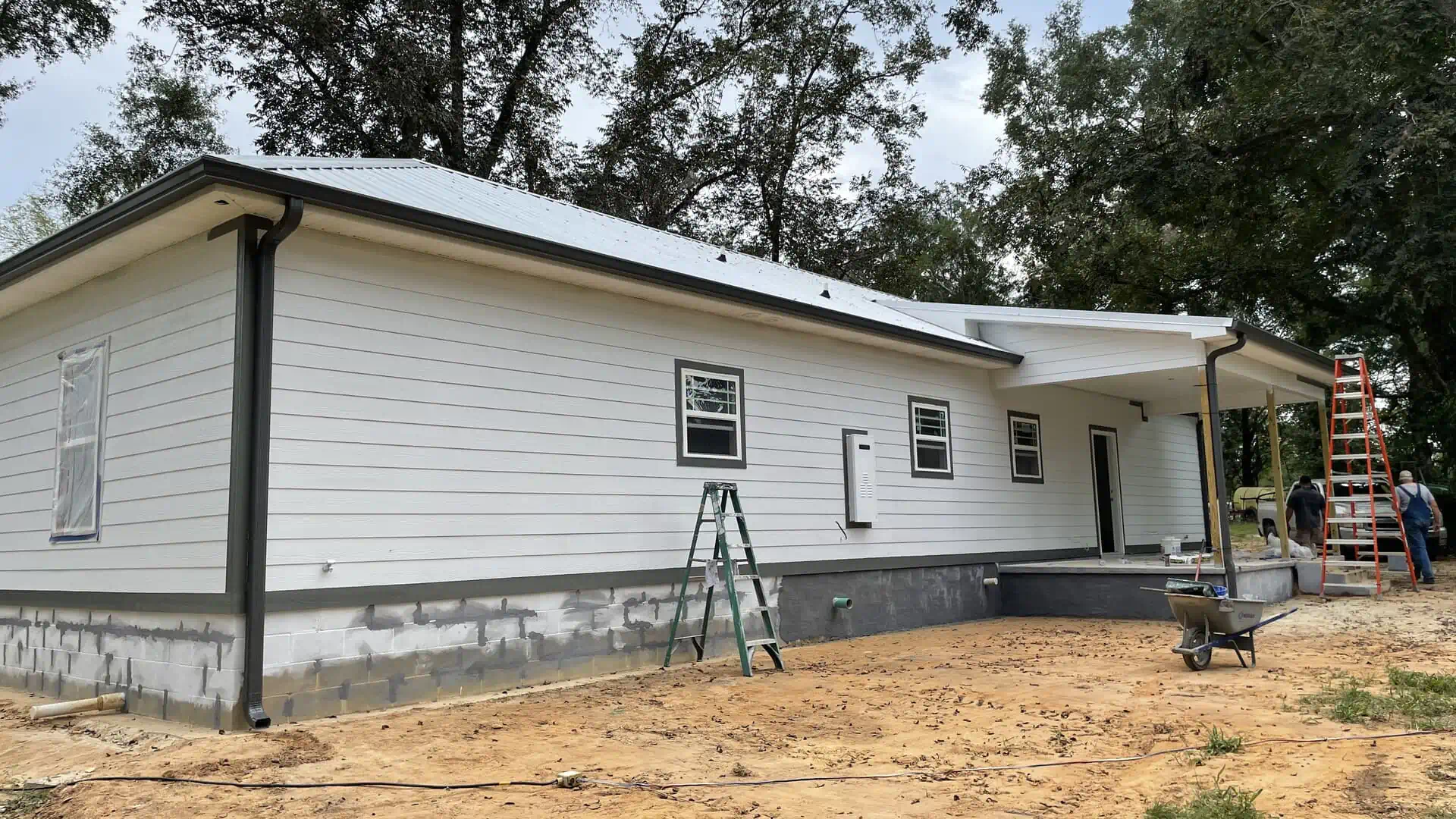 Professional Gutter Services in Chattahoochee, Florida